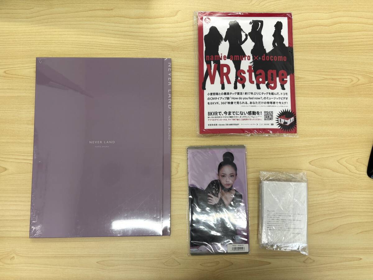 【未使用】安室奈美恵 グッズ まとめ タレント LIVE 記念プレート 貯金箱 ルームランプ 寫真集 スタンド（OIO61）