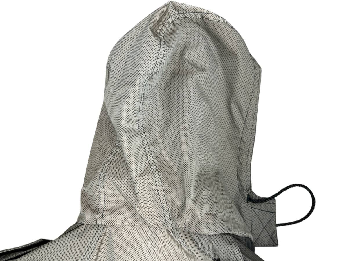 ◎中古品◎シャネル スポーツライン CHANEL 03P レインコート フード付き 38 雨用 カーキ系 ブラック系 tsuEH92267COS