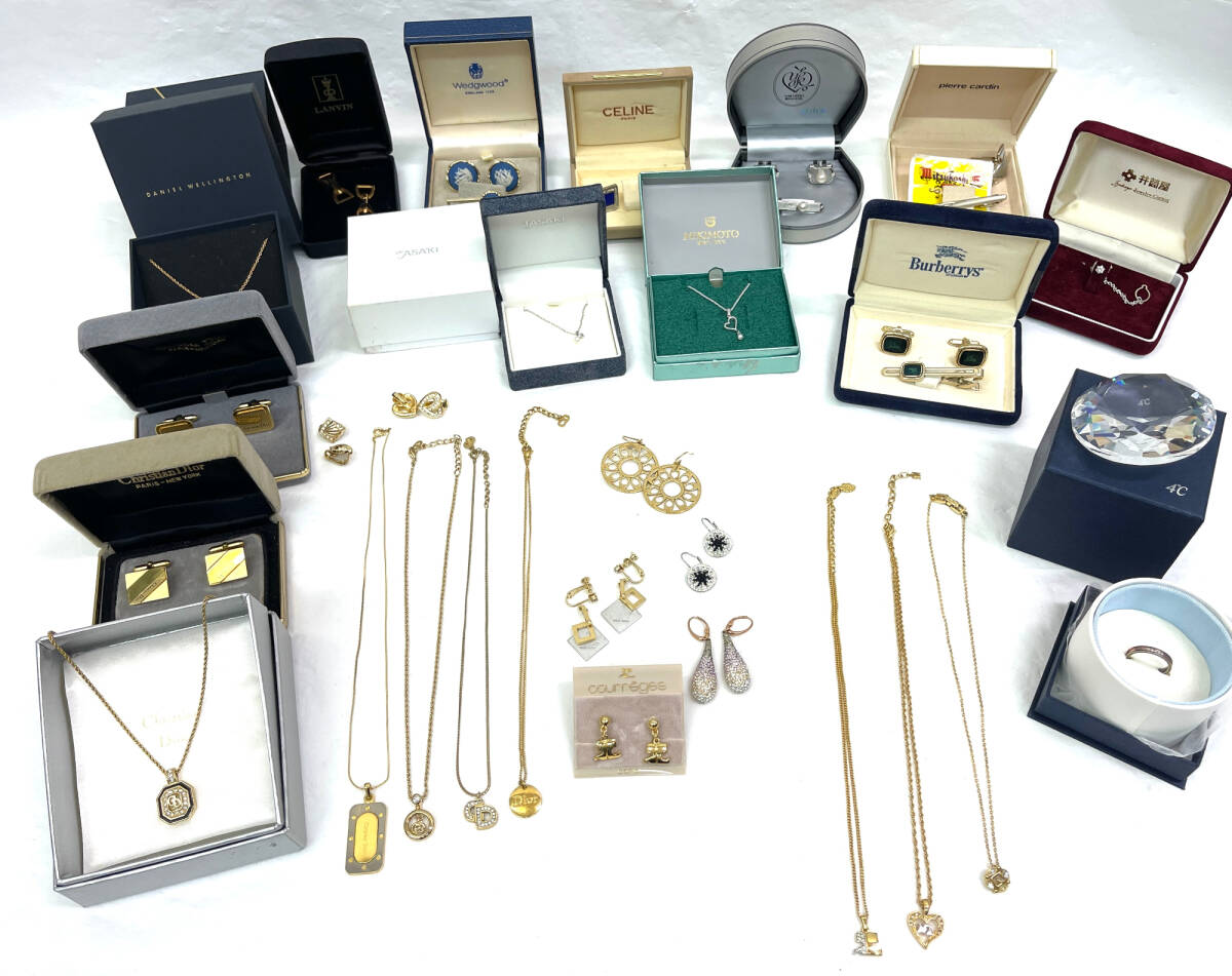 ☆まとめ☆ブランドアクセサリー 28點 Dior/CELINE/MIKIMOTO/TASAKI/他 ネックレス ピアス 箱付（SMR9042SM）