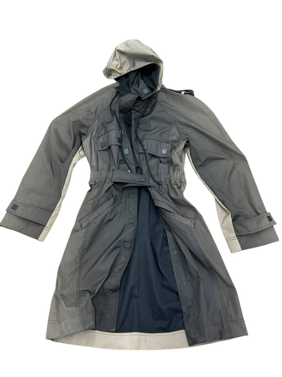 ◎中古品◎シャネル スポーツライン CHANEL 03P レインコート フード付き 38 雨用 カーキ系 ブラック系 tsuEH92267COS