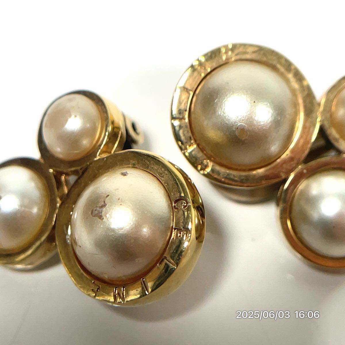 vintage CELINE セリーヌ オーバル パール調 ゴールドカラー ブランドロゴ イヤリング ピアス アクセサリー 装飾品 小物_画像3