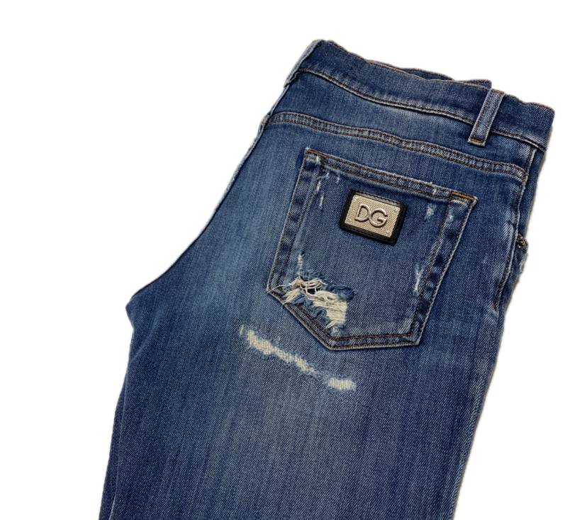 春夏メンズ DOLCE&GABBANA『足首ちょい見せアンクルデニム！』近年モデル CAPRI STRETCH スリムテーパー クラッシュ プレート デニムパンツ