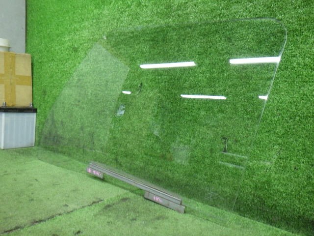 ★ 即決あり H3年 サンバー V-KS3 左 ドアガラス 助手席 62200TA010NA [ZNo:07000022]