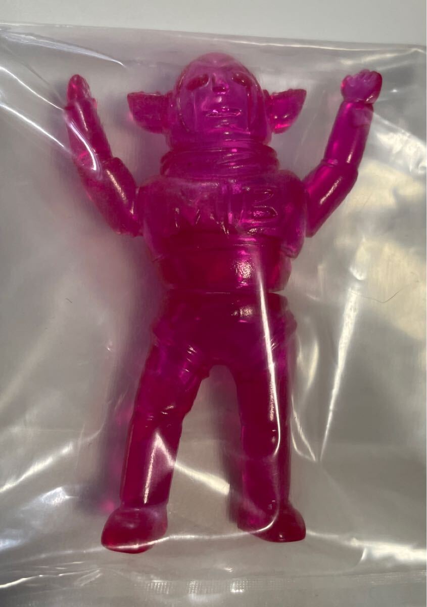 ゾルメン　ZOLLMEN マッドバロン　ミニソフビ　フィギュア　クリアピンク_画像1