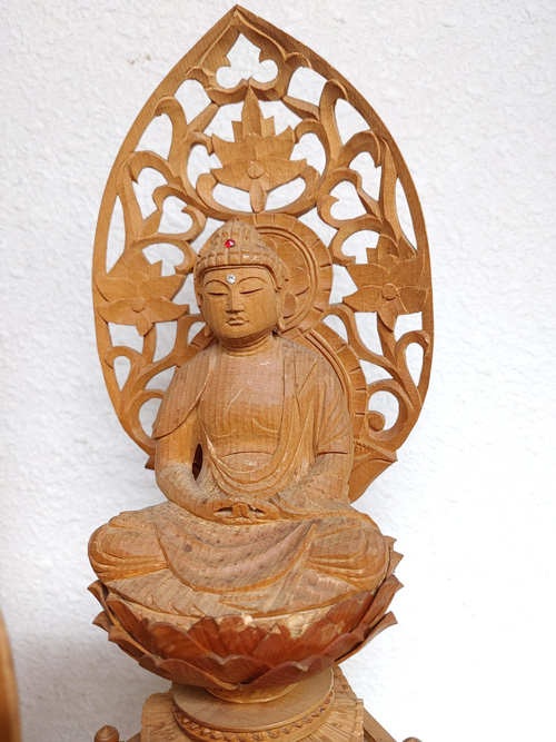 古様式 木彫 精緻な彫り込みの 金剛界 大日如来坐像 阿弥陀如来