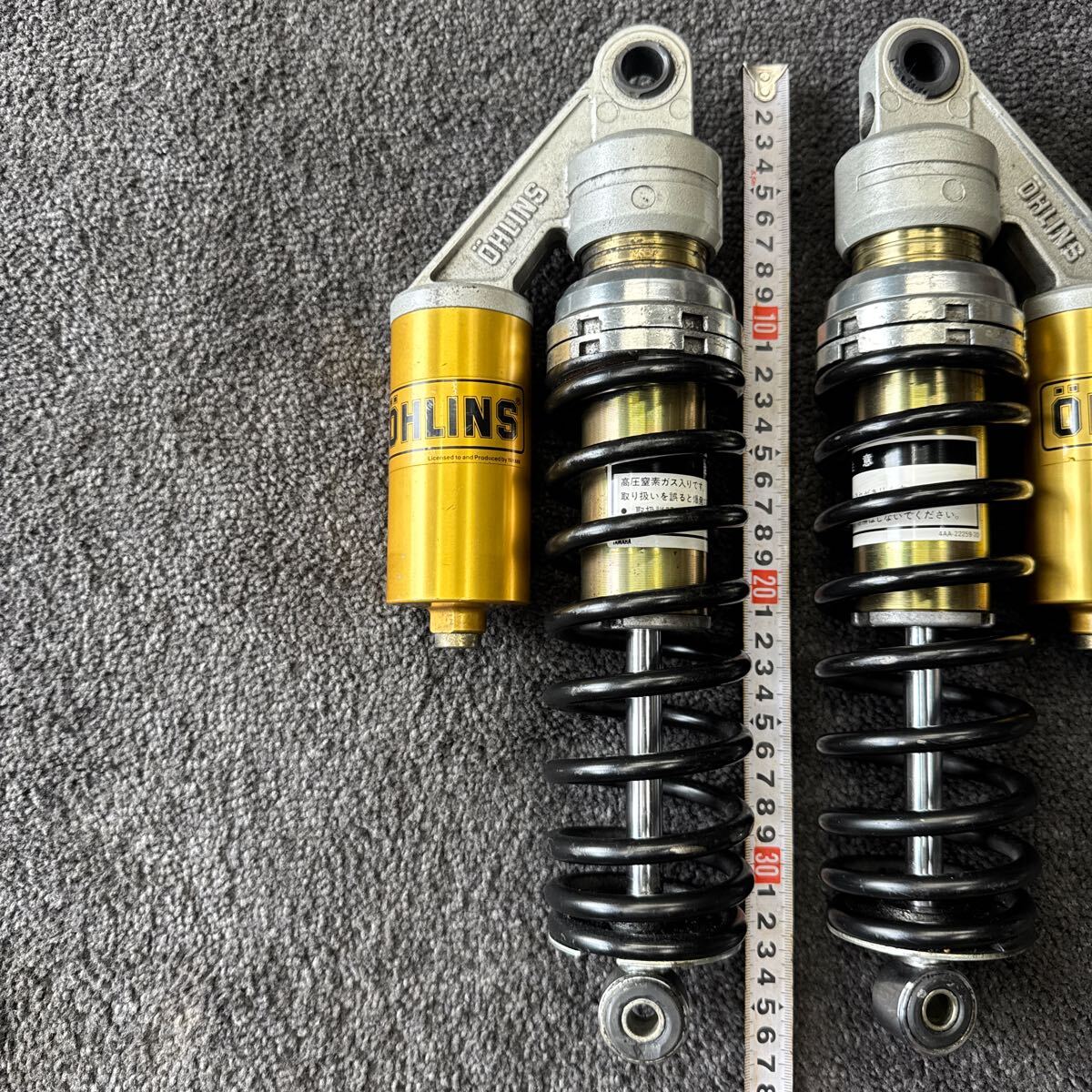  б/у Ohlins OHLINS задняя подвеска задние амортизаторы задняя подвеска XJR400 Honda cb400sf