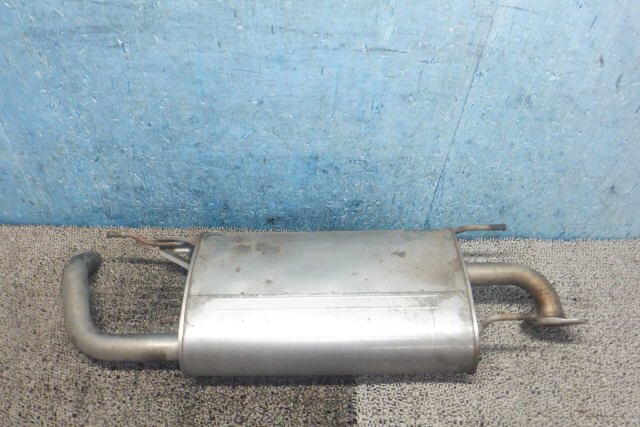 インプレッサXV DBA-GT3 リア マフラー FB16A 44300-FL020 個人宅発送不可商品 [ZNo:05031351] 163780