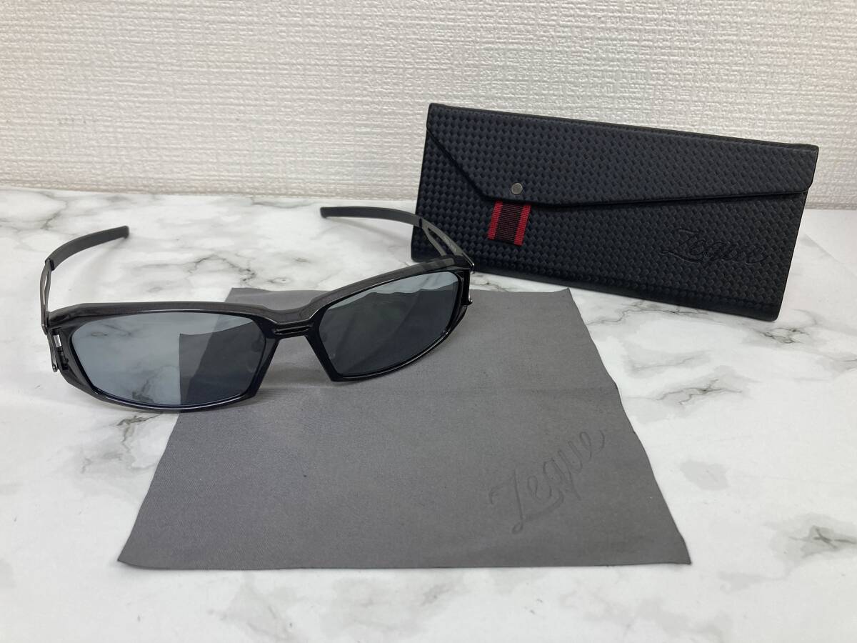 GLASSES CASE | Zeque (ゼクー)