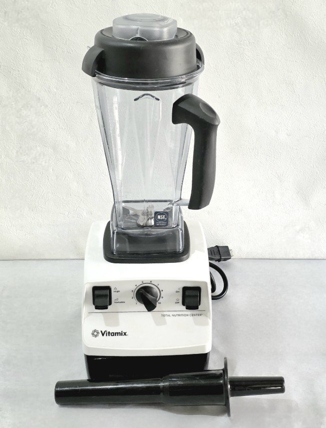 中古美品　Vitamix バイタミックス VM0111 ミキサー 2L 中古美品 Vitamix バイタミックス VM0111 ミキサー 2L 美品