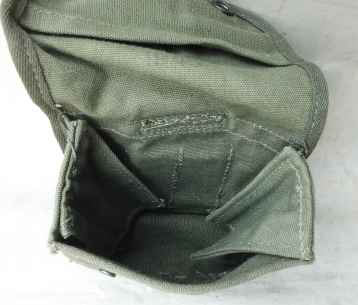 ベトナム戦米軍 ジャングルファーストエイドポーチ （A40)