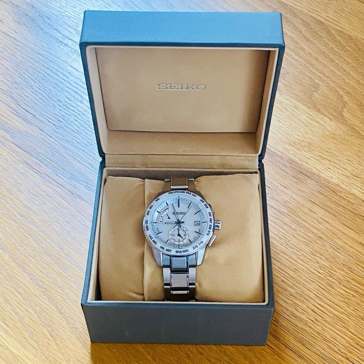 SEIKO ◇ ブライツ　ワールドタイム　電波ソーラー 8B54 ◇ SAGA165 セラミックベゼル