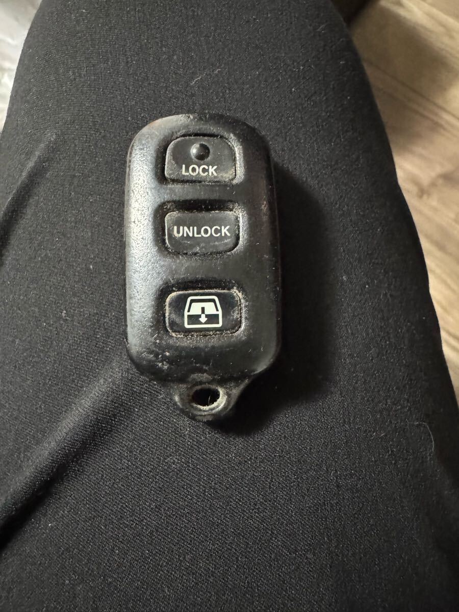 ハイラックスサーフ185サーフ　 純正キーレス 超希少 送料無料 トヨタ 180/185系 ハイラックスサーフ 純正