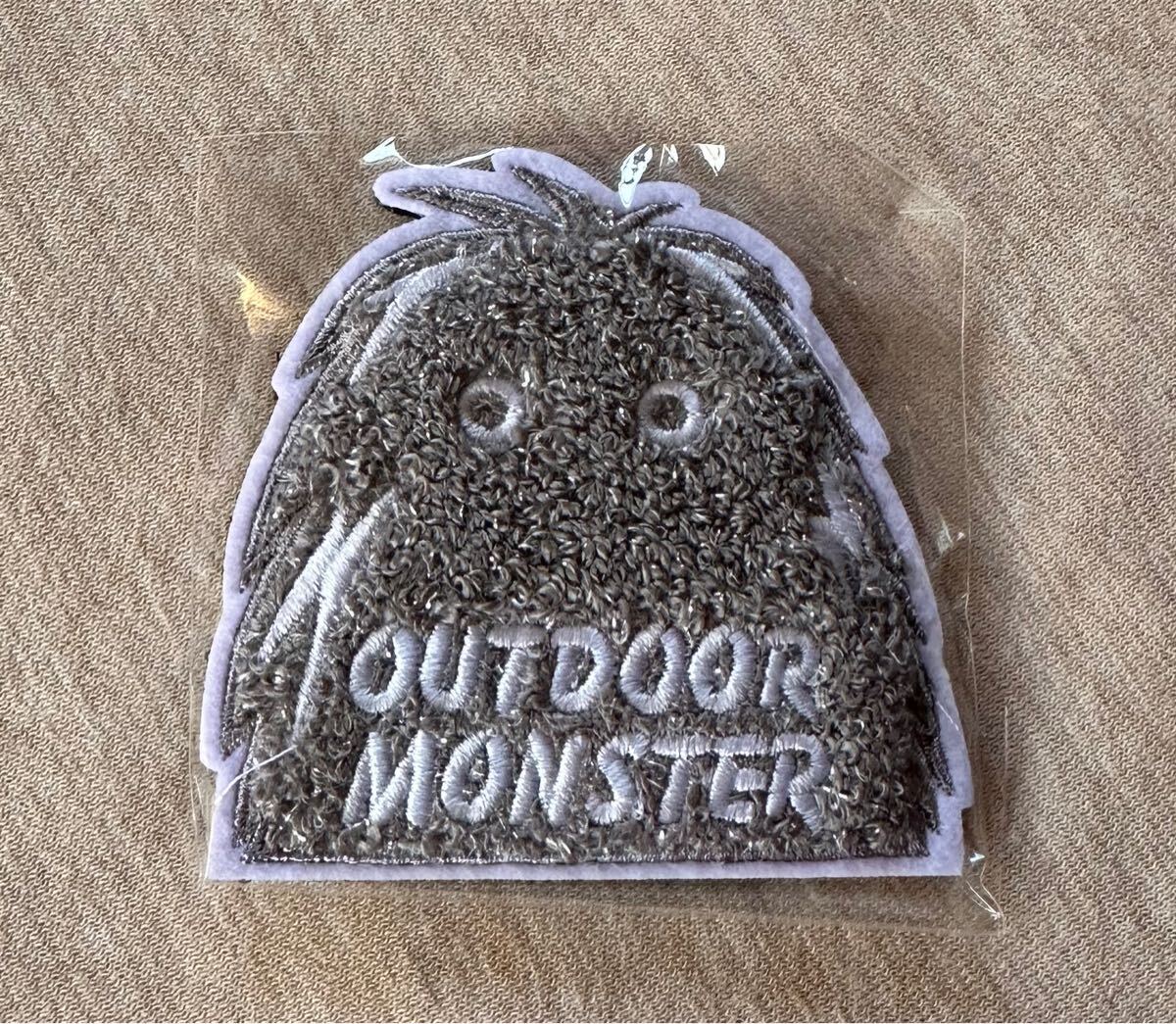 新品未開封 OUTDOOR MONSTER はぐれメタル モフモフワッペン シルバー グレー アウトドアモンスター キャンプ ベルクロ もふもふワッペン_画像1