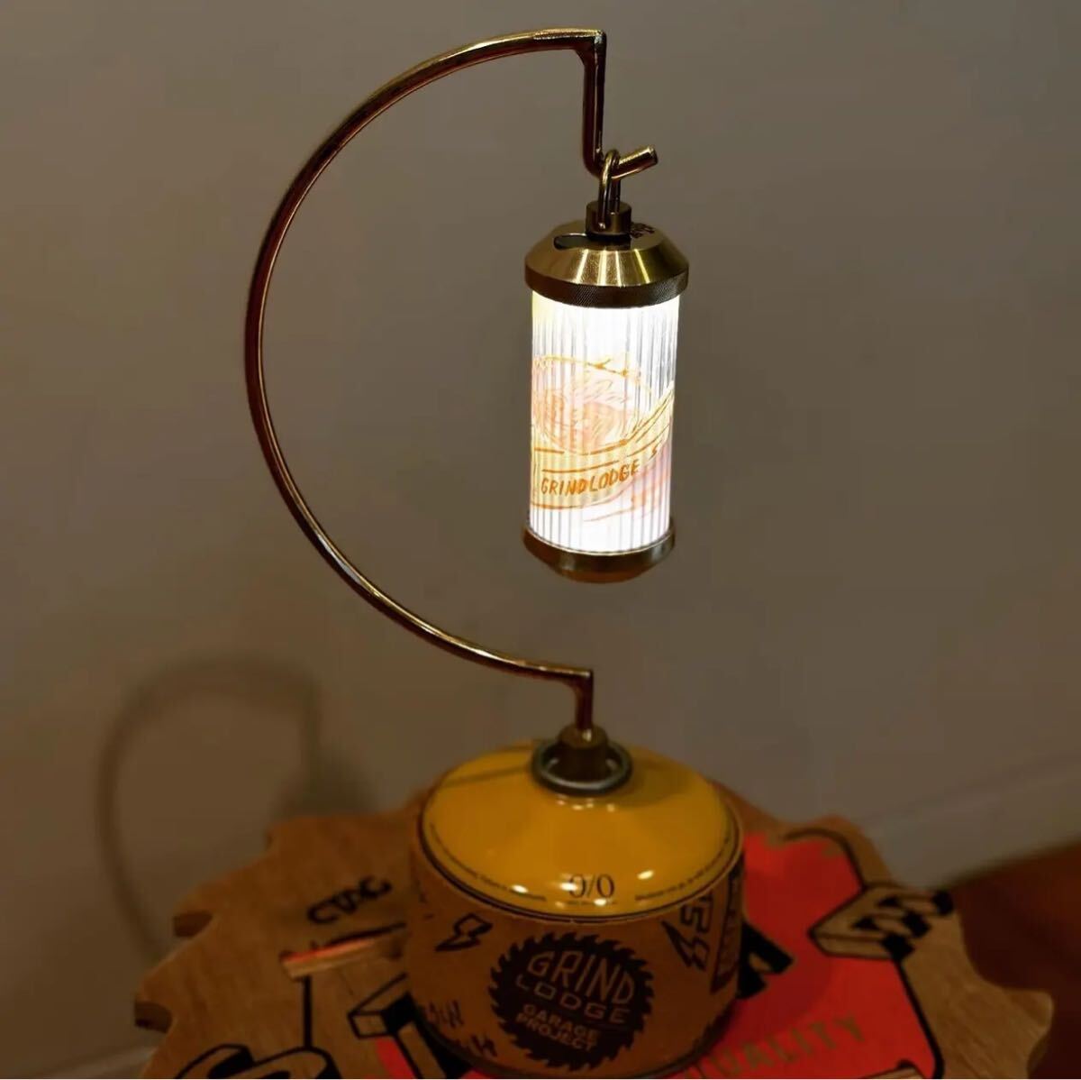 ランタンハンガー ランタンハンガー ランタンスタンド ツイスト加工 Amazon.co.jp