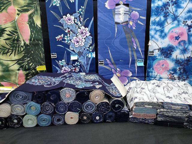 平和屋本店■浴衣反物 まとめて 45點(diǎn) 蝶 花柄 竜田川文様 山本寛斎 天花星 裳美染 百合ゆかた など 全て未使用 ppp1615