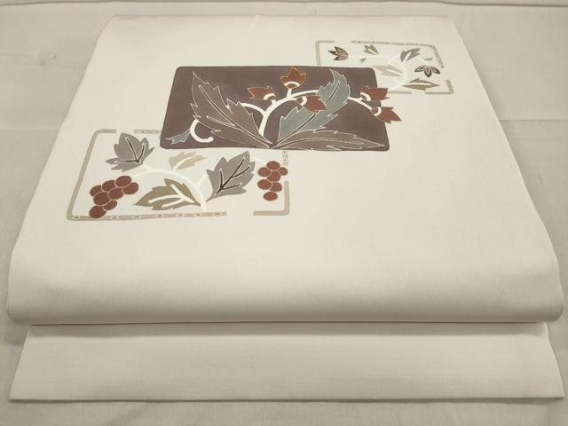 平和屋著物◎塩瀬　九寸開き名古屋帯　駒刺繍　色紙葡萄蔦の葉文　金彩　正絹　逸品　未使用　CAAS4160qe