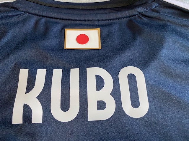アディダス サッカー 日本代表 2024 ホーム レプリカ ユニフォーム 久保建英 IU0964 KMW71 サムライブルー adidas ワールドカップ 選手