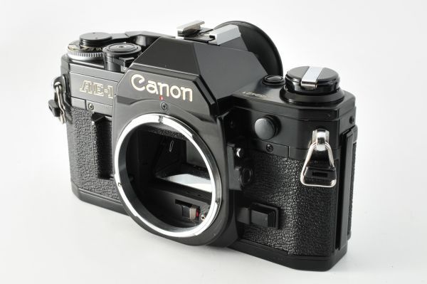 Canon キヤノン AE-1 Black 35mm SLR Film Camera フィルムカメラ FD 50mm f/1.8 S.C レンズ 2505032