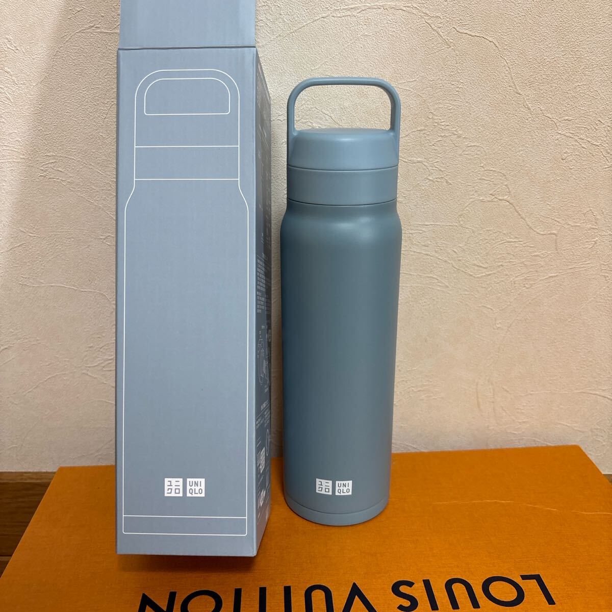UNIQLO Uniqlo 2025 Thanksgiving Novelty нержавеющая сталь бутылка голубой уголь кислота соответствует 