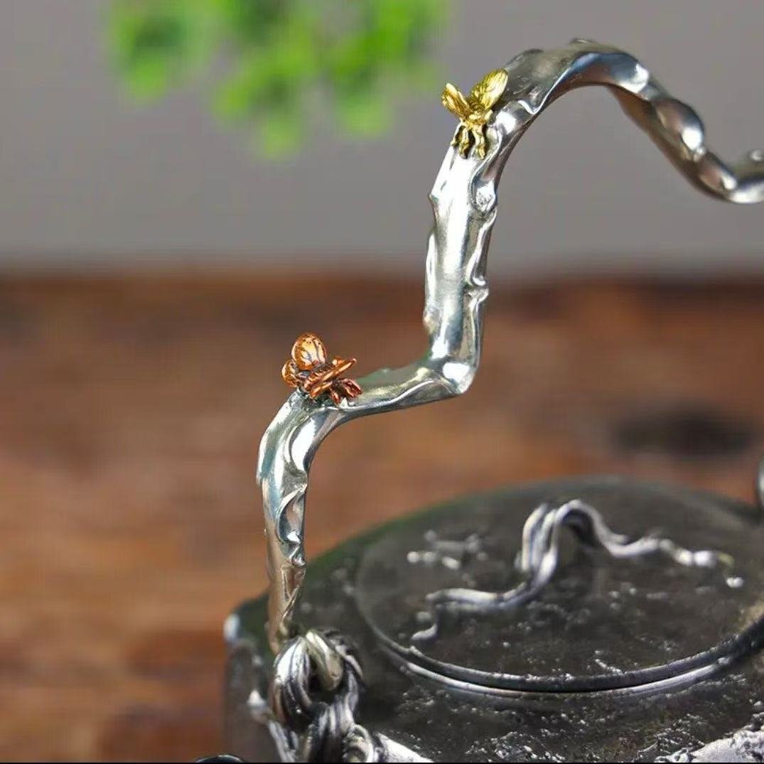 新品★南部鉄器 砂鉄制 鉄瓶 大容量鉄壺 コーティングなし 手作り純鉄 やかんを沸かす お茶の道具