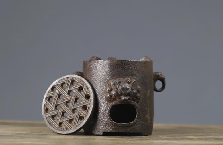 鋳鉄制 獣頭デザイン 煮茶ストーブ 炭ストーブ アルコールストーブ 卓上溫酒ヒーター レトロ風(fēng) 茶室裝飾品