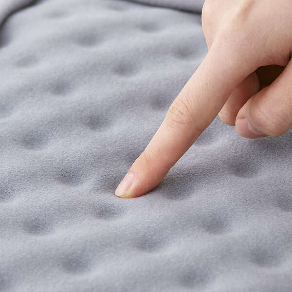 キルティングインナーケース ～14インチノートPC対応 オニオンステッチのキルティング素材採用 収納物を徹底的に保護(hù): BM-IBQTO14BK