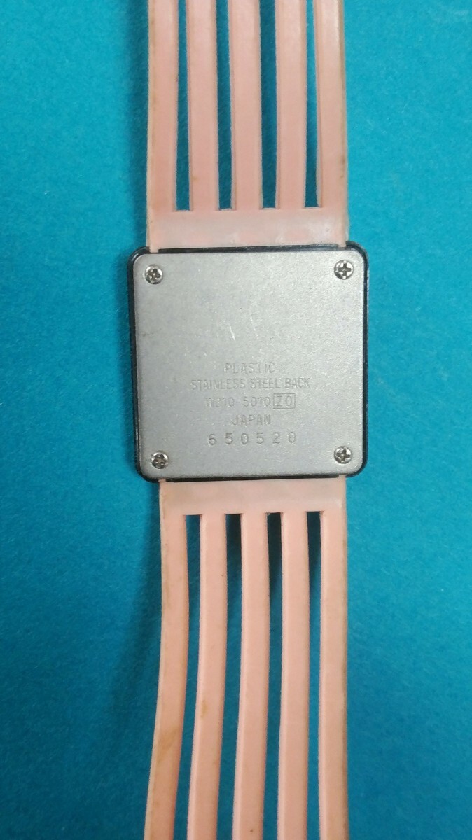 珍品昭和　SEIKO ALBA アルバ デジタル腕時計　２個　稼働品　　　W540-4A00 ?。?10-5010