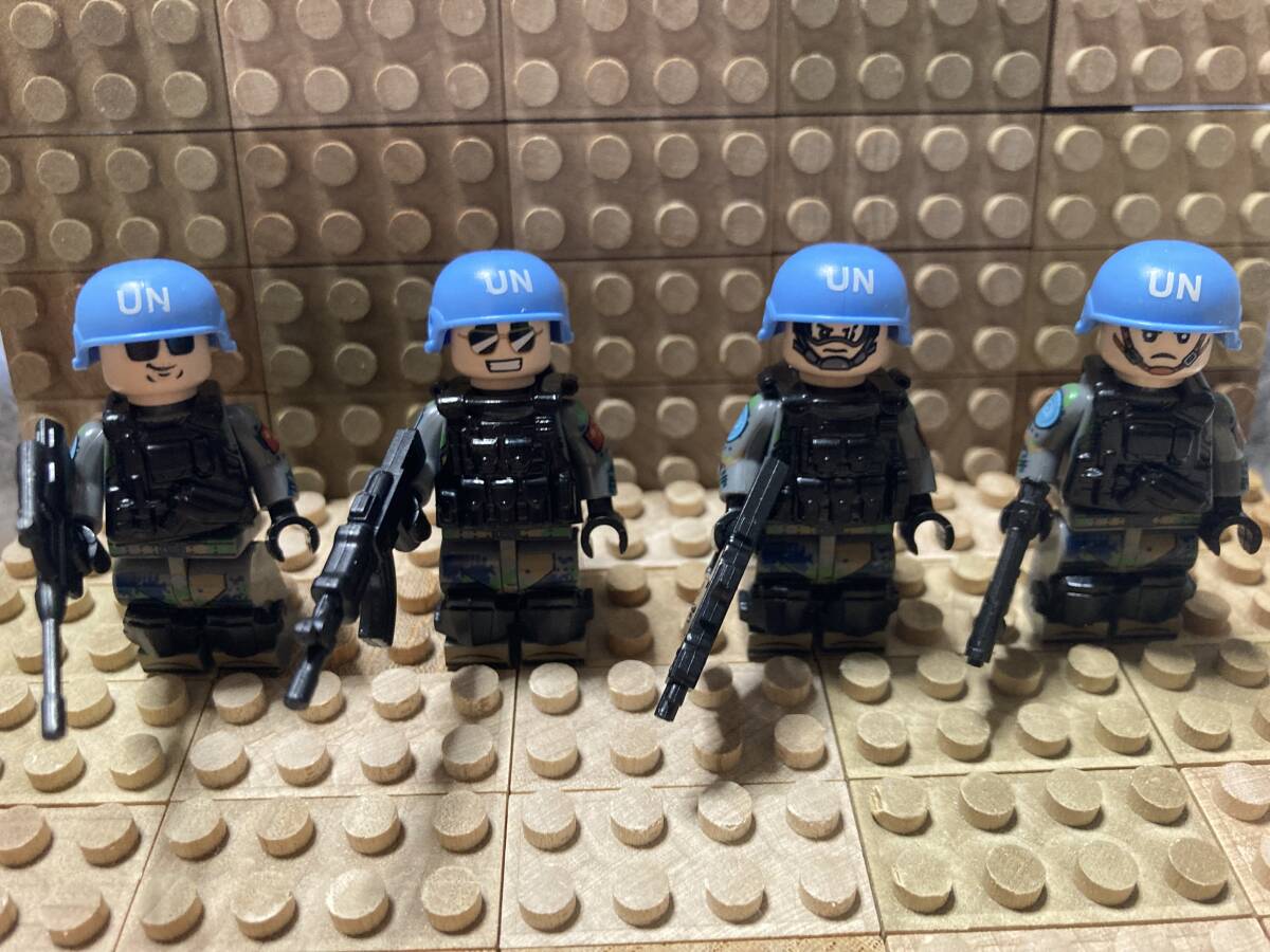 4體セット ☆ カスタム ミニフィグ ☆ レゴ LEGO サイズ ☆ 國(guó)連軍兵士 United Nations Forces Infantry ☆ 武器付き ☆ 新品