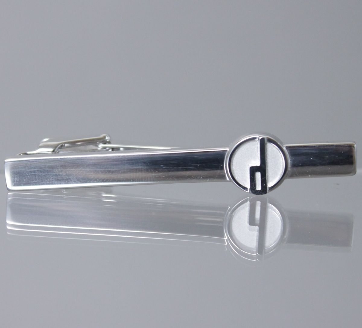 Dunhill - 美品 dunhill ダンヒル ネクタイピン タイバー SV925