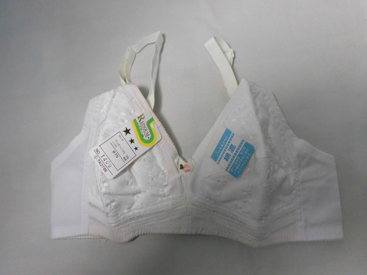 レトロ　日本制　三角ブラ　ノンワイヤー　ジュニアブラ　女の子　ティーン　スクール　未使用　長(zhǎng)期保管品　４３４３