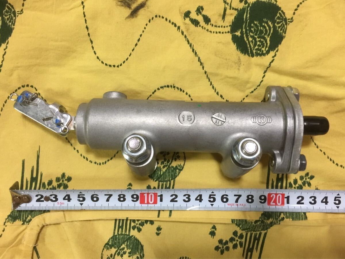 新品　未使用　日野　純正　マフラーバタ弁排気バルブのシリンダー　その2 箱代?送料無料