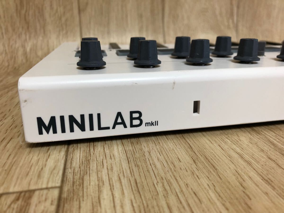  б/у ARTURIA Minilab mk2 MIDI клавиатура контроллер корпус только / работоспособность не проверялась / текущее состояние товар 