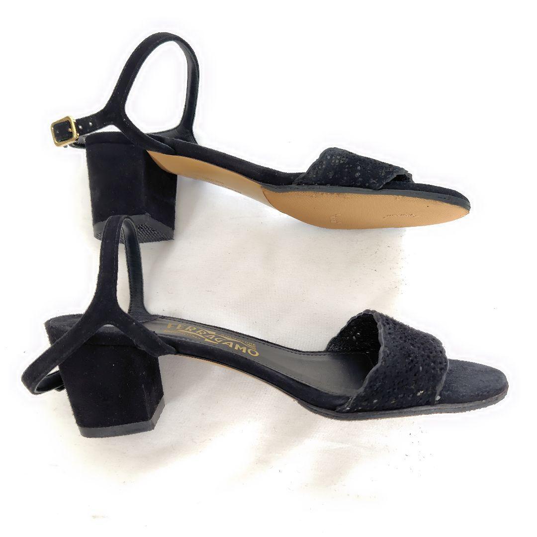 良品Ferragamo【フェラガモ】透かし彫り ストラップ サンダル 黒