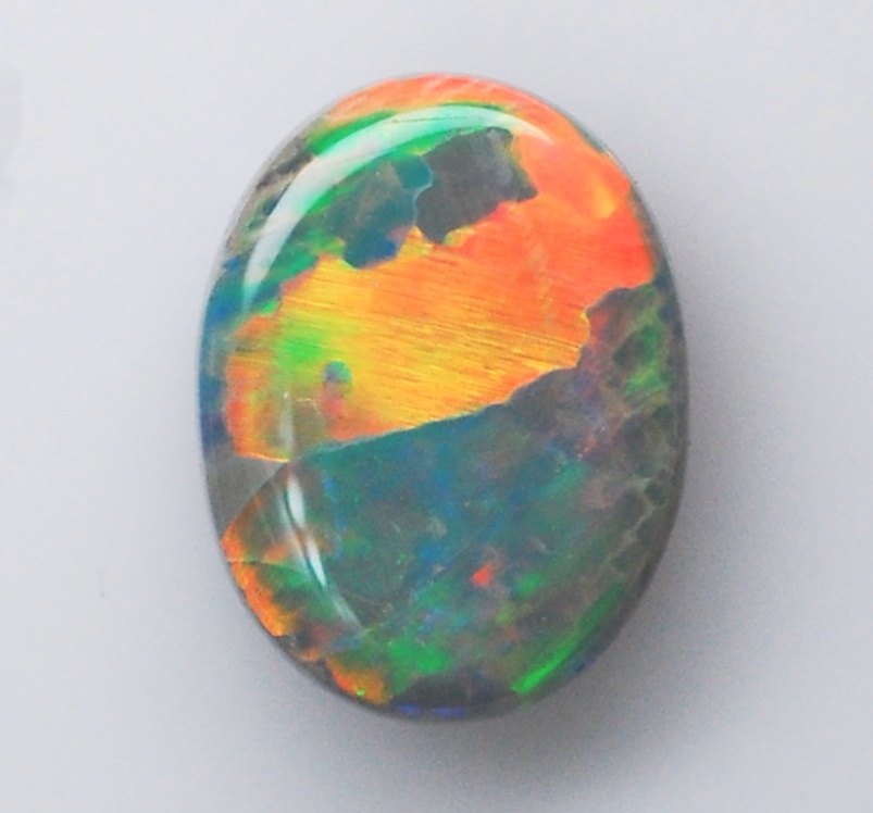 【100円～】 天然ブラックオパール ルース　0.825ct　ソーティング付き