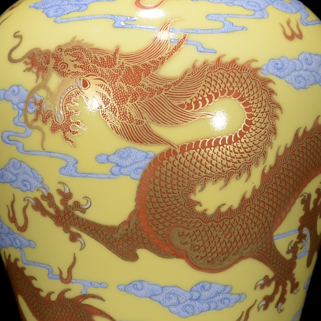 永し 清時(shí)代 大清雍正年制 龍紋描金瓶 古陶磁器 陶蕓 中國陶瓷器 唐瓷 置物擺件 古美術(shù)品 古賞物 収集 舊家蔵出 中國唐物 A358 
