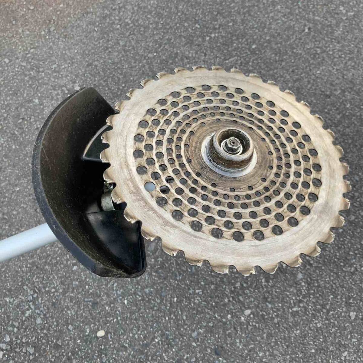 【中古品／店頭受取り限定】丸山制作所 BIG-M エンジン刈払機(jī) BC260T 草刈機(jī) ナイロンコードアタッチメント付き【東大和店】