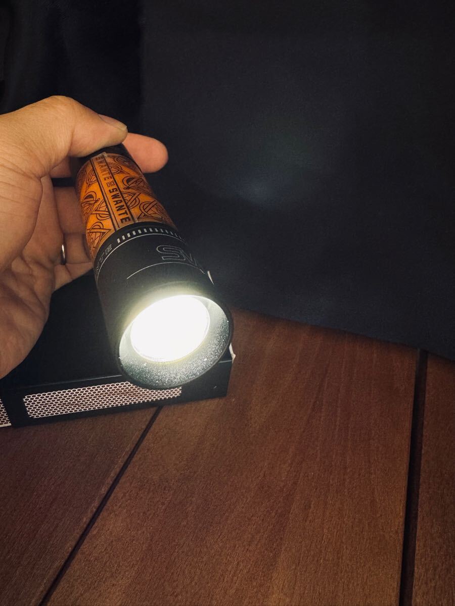 超激レア！ LEDランタン 懐中電燈機(jī)能付き 吊り下げ ライト ランプ 充電式 2600mAh Type-C キャンプ アウトドア