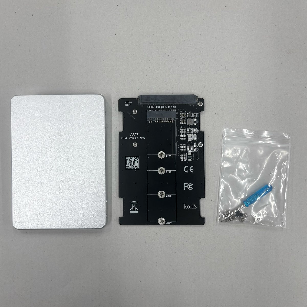 M.2 NGFF SATA SSD - 2.5 дюймовый SATA3.0 конверсионный адаптор кейс простой оборудован установленный снаружи кейс PT-2505-0033