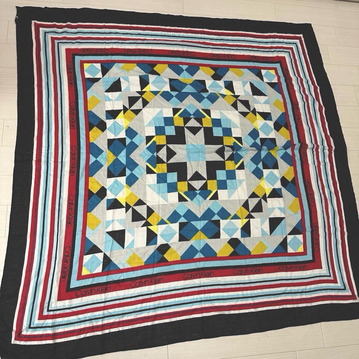 Calvin Klein カルバンクライン スカーフ 大判 124×124 総柄 コットン
