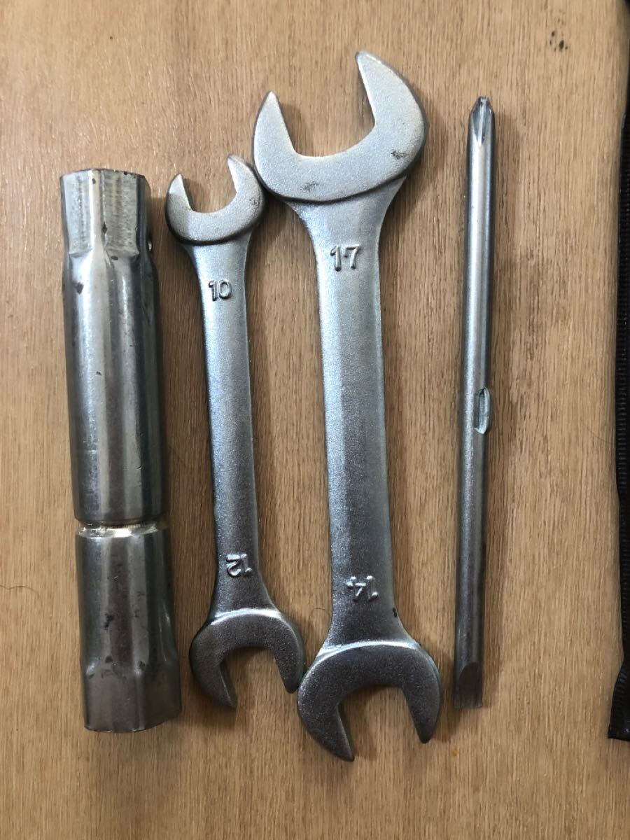 舊アヴェニス 車(chē)載工具