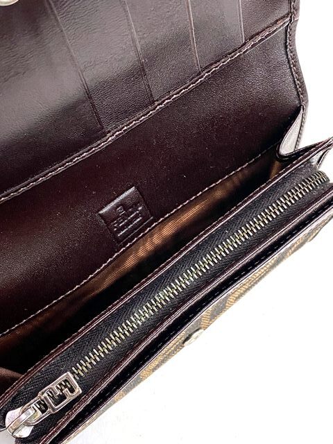 【即決/美品】 FENDI フェンディ 三つ折り財(cái)布 ズッカ 31052 ブラウン 茶 L字ファスナー コンパクトウォレット キャンバス カーフ 