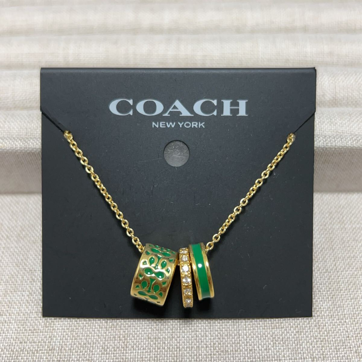 新品未使用　CH009 COACH コーチ　ネックレス　エナメル　リングチャーム　グリーンxゴールド