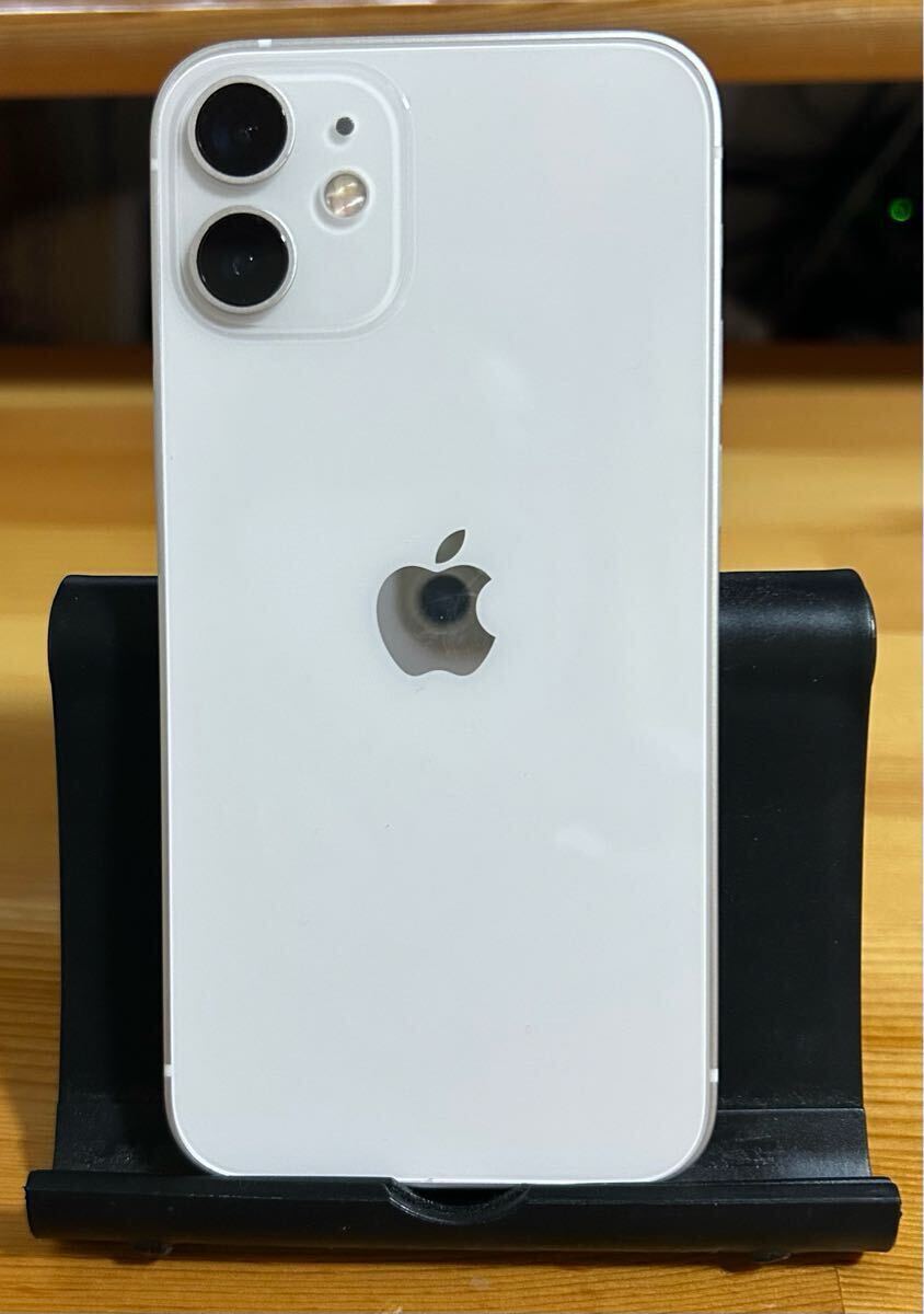 Apple iPhone 12mini ホワイト SIMフリー　バッテリー交換 iPhone 12 mini バッテリー交換修理作業には2種類の違いがある