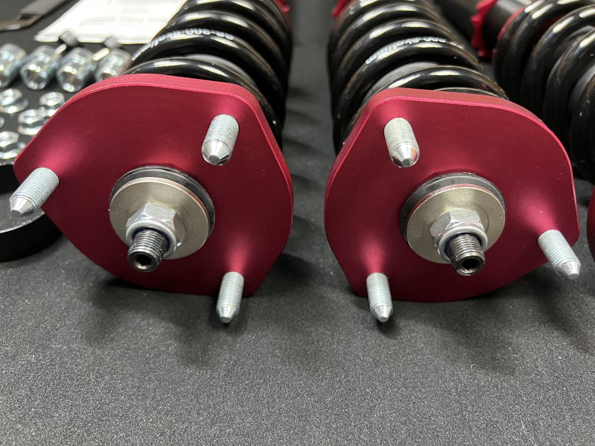 ☆新品☆送料無料！トヨタ 180系 クラウン アスリート / ロイヤルサルーン 減衰力36段 調整式 フルタップ車高調 GRS180 GRS182 GRS184_画像7