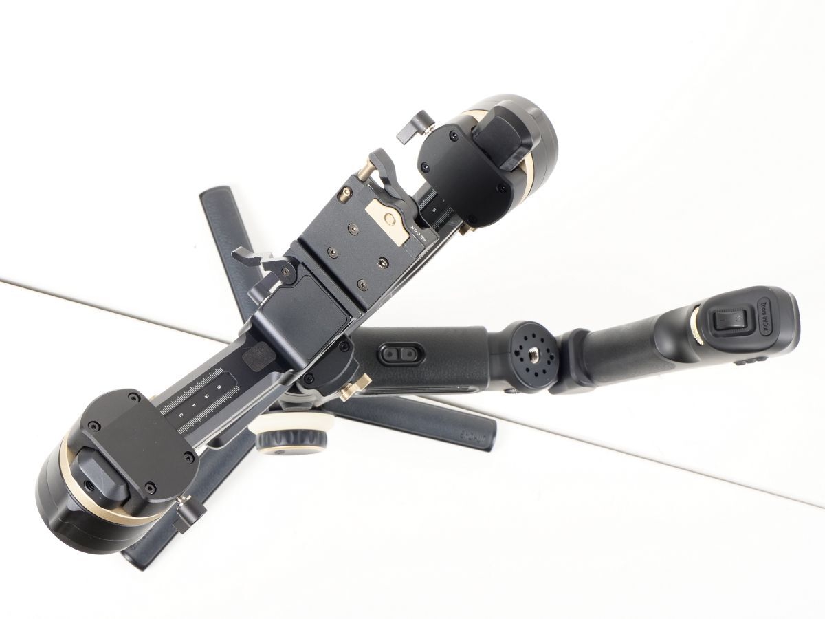 2268 ZHIYUN CR107 CRANE 3S ジンバル スタビライザー 3軸 元箱付き