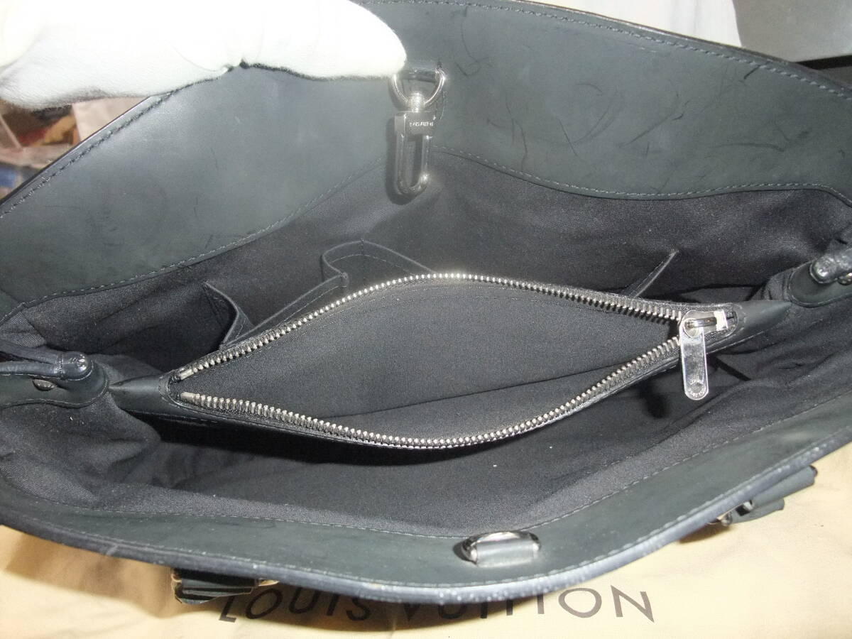 美品　ルイヴィトン LOUIS VUITTON　エピ　パッシィGM　M59252　ハンドバッグ　ノワール ブラック_画像2
