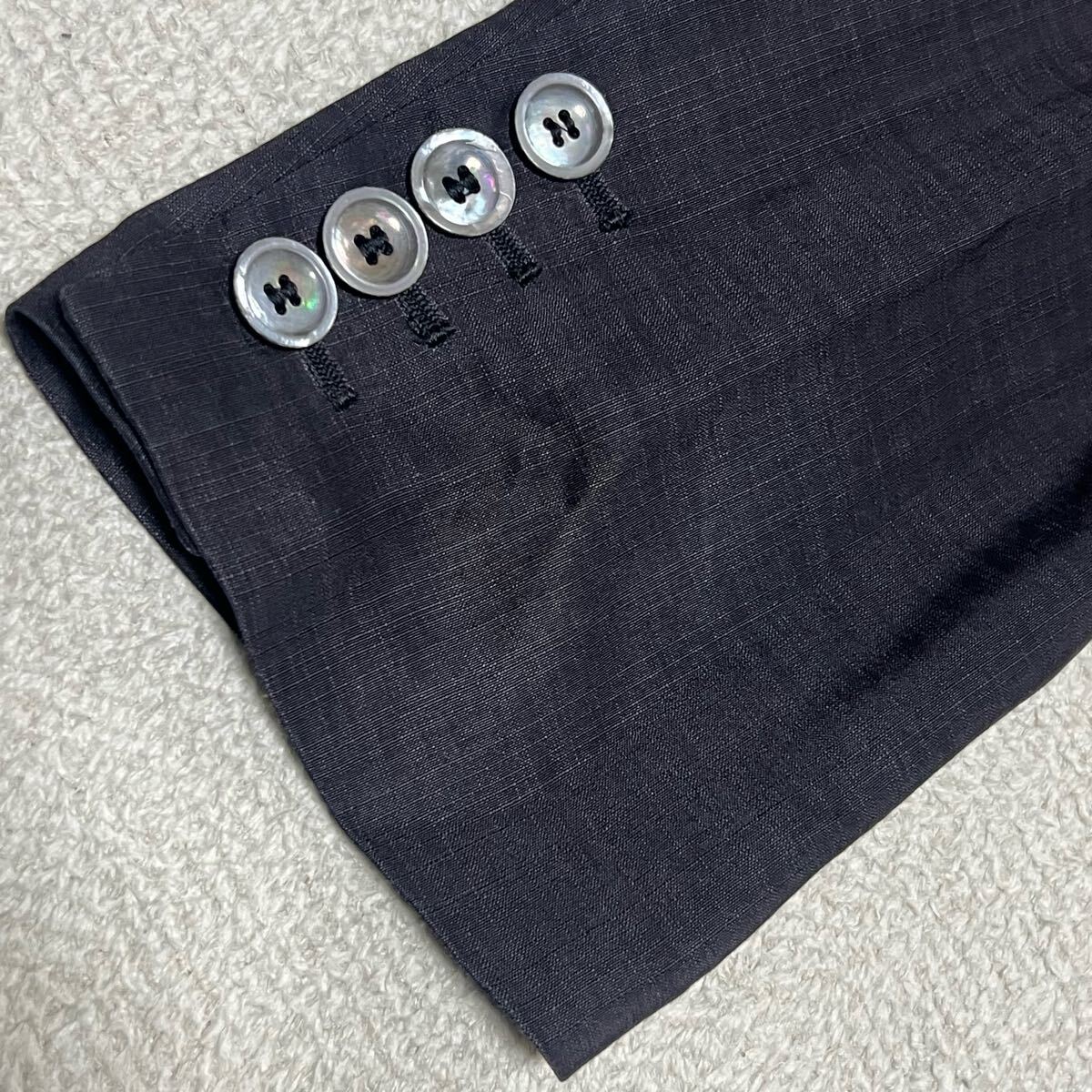美品?希少52サイズ ジョルジオアルマーニ GIORGIO ARMANI シルク テーラードジャケット アンコン シェルボタン 背抜き ブラック 