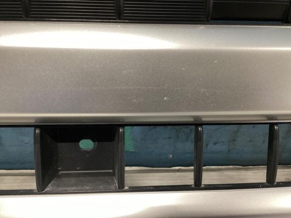 Isuzu Elf 2014 модель оригинальная передняя решетка / радиатор решётка серебряный широкий (NP/NN) (2007 модель сменный )