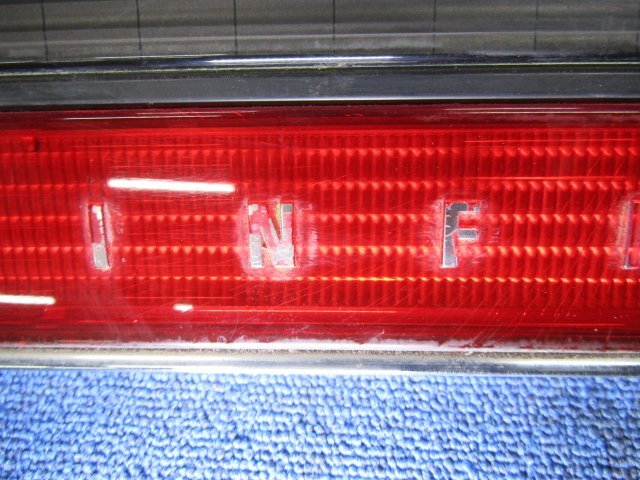 *[ дом частного лица рассылка не возможно ][40E+Q3] Nissan оригинальный G50 Infinity Q45 задний финишная отделка 