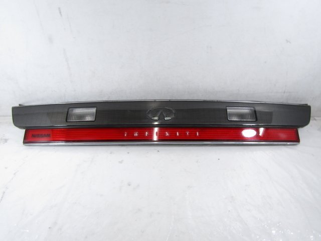 *[ дом частного лица рассылка не возможно ][40E+Q3] Nissan оригинальный G50 Infinity Q45 задний финишная отделка 